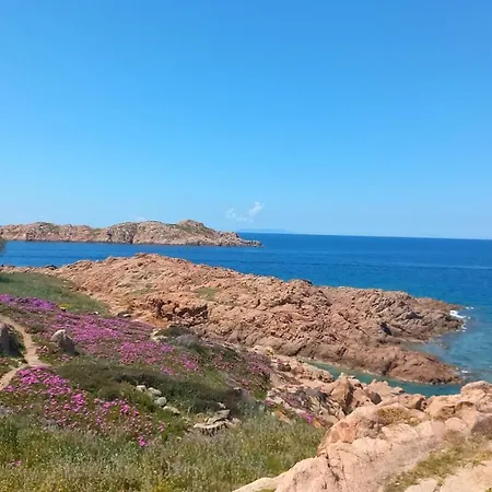 Via Marinedda 9 *